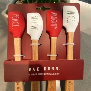 RAE DUNN CHRISTMAS 4 piece mini spatula set